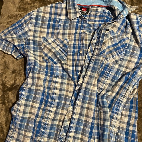 Quicksilver 2xl short sleeve button up - Picture 1 of 3